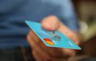 Preautoryzacja karty płatniczej – co to jest, na czym polega?