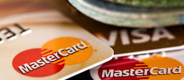 Karty kredytowe i gotówka